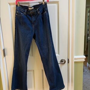 Levi’s Perfectly Slimming Boot Cut 512 Jeans Size 8 Short